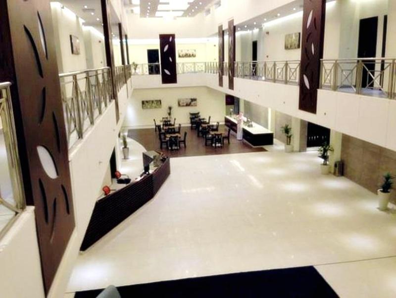 Grand Lily Hotel Suites Al-Hofuf Bagian luar foto