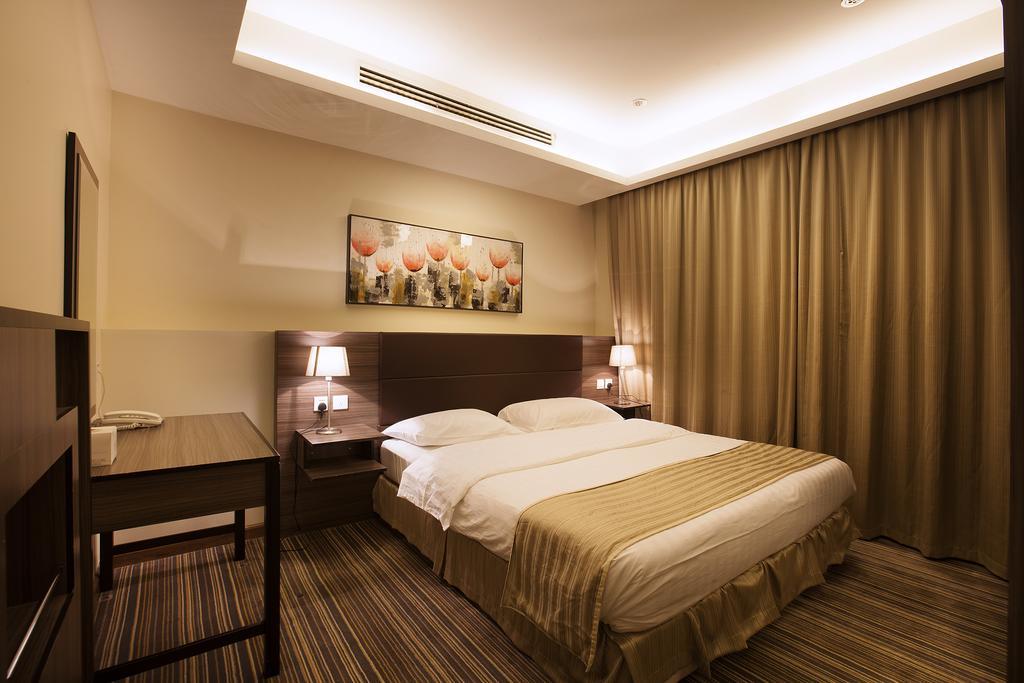 Grand Lily Hotel Suites Al-Hofuf Bagian luar foto