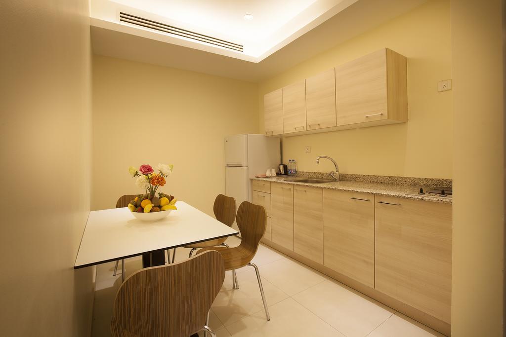 Grand Lily Hotel Suites Al-Hofuf Bagian luar foto