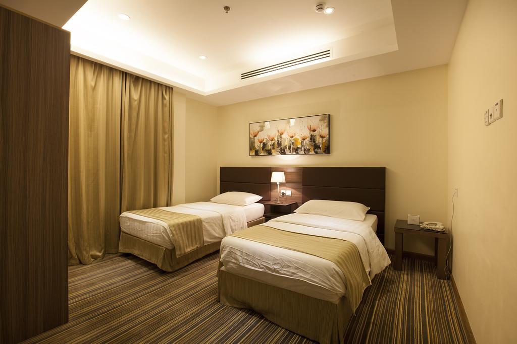 Grand Lily Hotel Suites Al-Hofuf Bagian luar foto