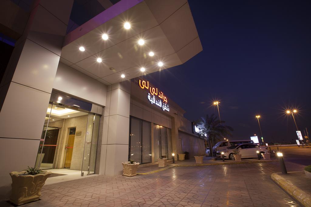 Grand Lily Hotel Suites Al-Hofuf Bagian luar foto