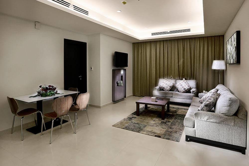 Grand Lily Hotel Suites Al-Hofuf Bagian luar foto