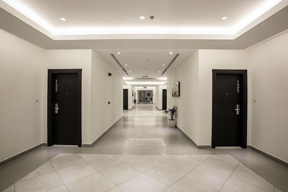 Grand Lily Hotel Suites Al-Hofuf Bagian luar foto
